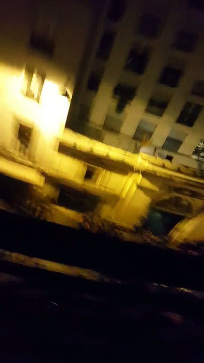 Loi Travail : Des militants de "Nuit Debout" tentent de manifester devant le domicile de Manuel Valls, plusieurs inciden