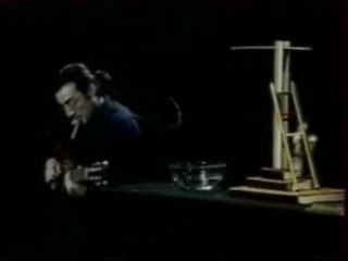 Le-petit-bonhomme-en-mousse