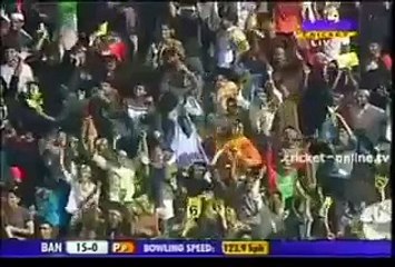 TAMIM IQBAL hammering all INDIAN Bowlers !!! Amazing to WATCH!