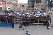 Taksim Meydanı'nda 'Özel Harekat Polisli' Geniş Güvenlik Önlemi