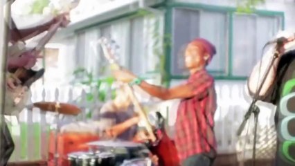 Il perd 160 livres (72 kilos) et se retrouve avec une impressionnante quantité de surplus de peau