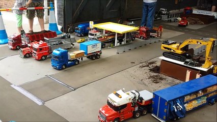 RC Models : Trucks & Lorries