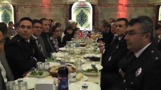 Şehit Babası Beker Şehit Kanlarıyla Alınmış Bu Toprakların Verilecek Hiçbir Şeyi Yoktur