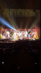 One Direction - What Makes You Beautiful