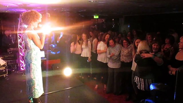 Whitney Houston - I Will Always Love you Tribute