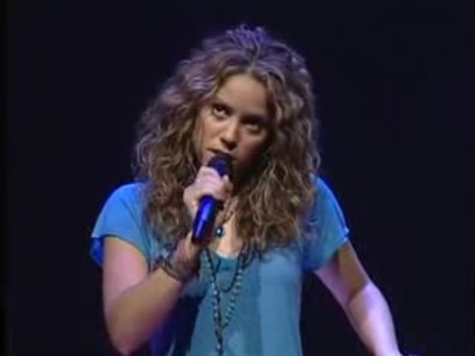 Shakira - La Pared(live)