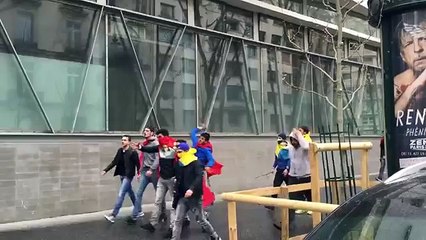 Paris'te Azerilere saldıran PKK'lıların kaçtığı anlar