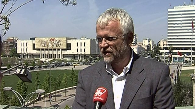 DETAJET PER SHESHIN “SKENDERBEJ” NE TIRANE, SHTOHEN SHATERVANET DHE ZONAT E GJELBERA LAJM