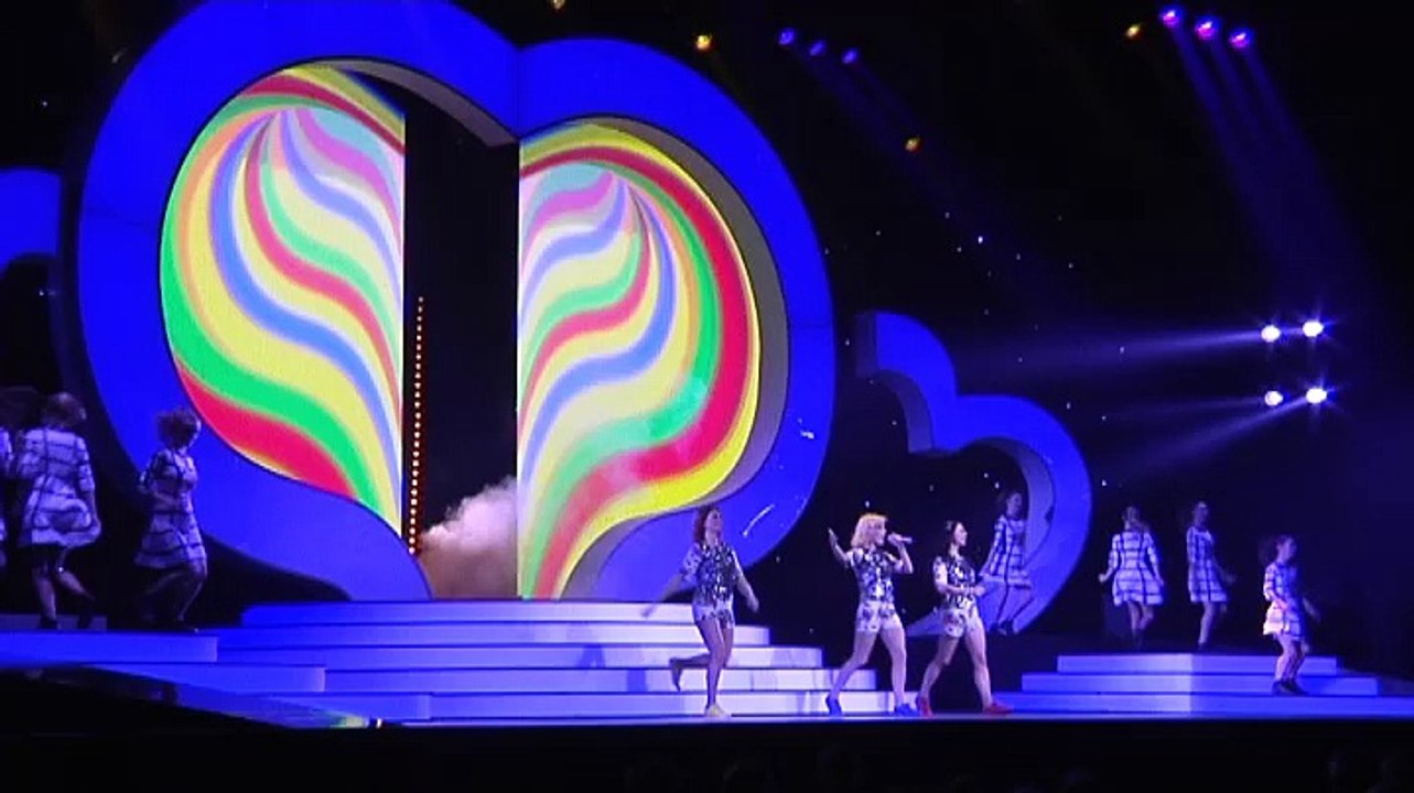 Oude K3 neemt afscheid van Nederland in MartiniPlaza - RTV Noord