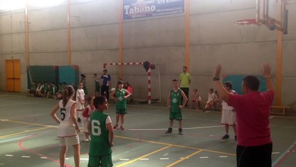 MOMENTOS DE JUEGO LIGA ESCOLAR DE BALONCESTO 8 ABRIL