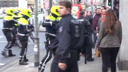 Almanya'da Taşkınlık Yapan PKK Yandaşlarına Polis Müdahale Etti
