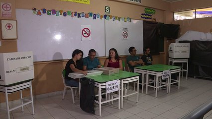 Peru tem eleição presidencial de olho no segundo turno