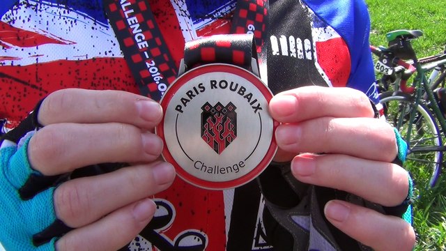 Le Mag Cyclism'Actu - PARIS-ROUBAIX 2016 et son secteur 8 des pavés