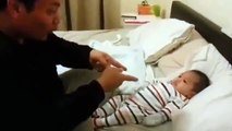 Babayla Bebeğin Dans Atışması