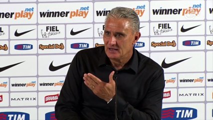 Скачать видео: Tite elogia laterais do Corinthians e revela papo com Yago e Balbuena