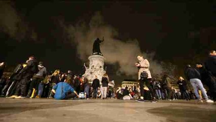 La "Noche en Pie" sigue movilizando a los indignados de París