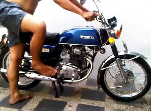 BLUE HONDA CB 200 1976 INDONESIA
