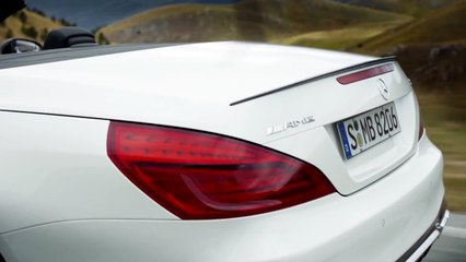 2016 Mercedes AMG SL 63 Drive