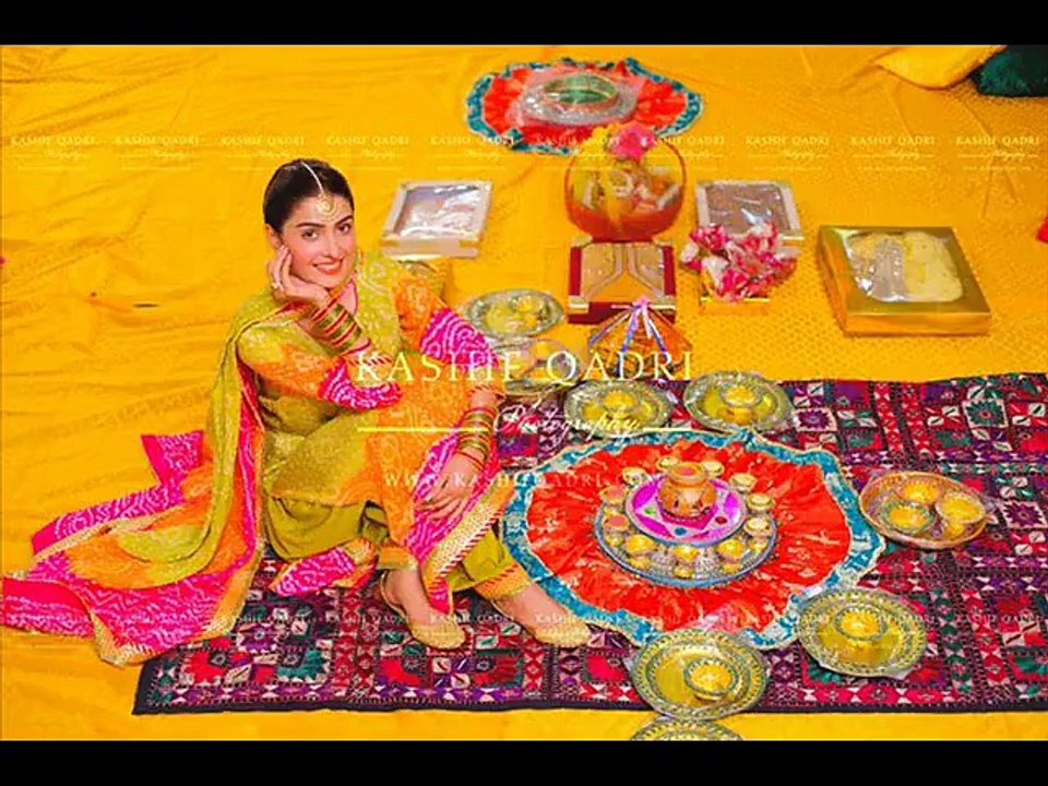 Ayeza Khan and Danish Taimoor Mehndi HD pics