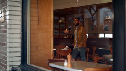 H&M vous invite à "re-porter" vos vêtements... Belle ironie !!