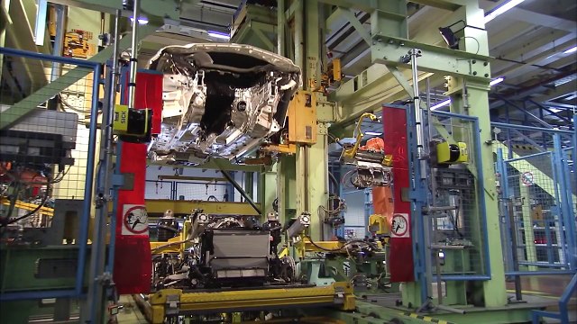 Mercedes-Benz E-Class Production