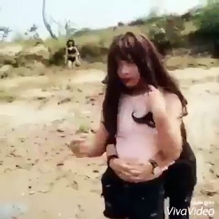 Tình yêu không có lỗi, lỗi ở bạn thân version VN, chết cười =))Video : Cao Thanh Tùng