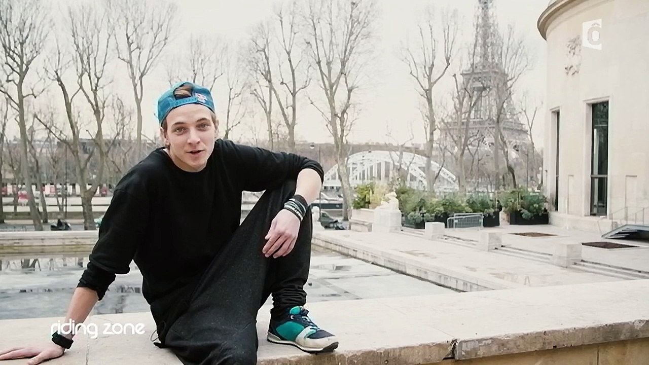 Tricks Slow-Motion : le Double Cork par Johan Tonnoir (Freerun) - #RidingZone