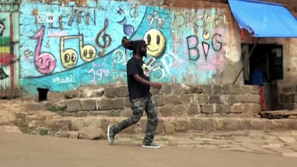 How skateboarding is keeping Ethiopian kids out of trouble | DW