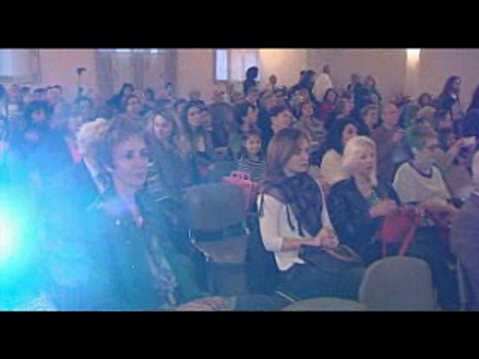 1ο Χορωδιακό Φεστιβάλ από το Μητροπολιτικό ωδεί...