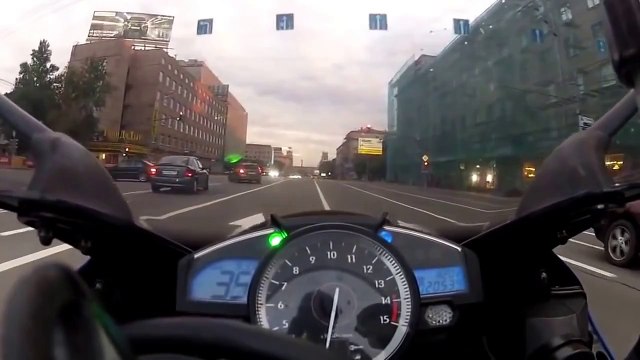 300 км/ч по Москве - 2 часть. Мотоцикл, мото, байк