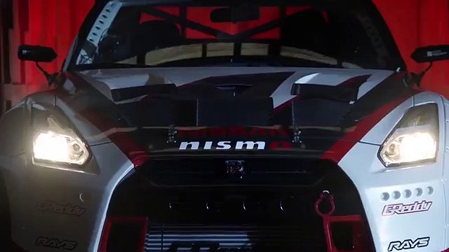 Nissan GT-R breaks the GUINNESS WORLD RECORDS title