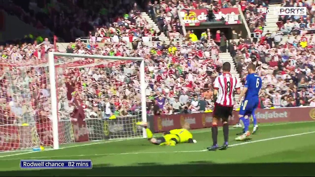 Why are Sunderland in trouble