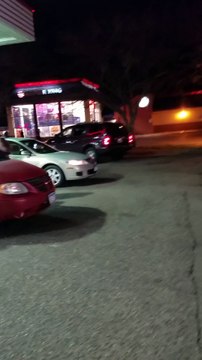 Des employés fracassent les vitres d'un Burger King suite à un canular téléphonique