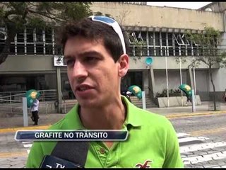 09-10-2013 - GRAFITE NO TRANSITO - ZOOM TV JORNAL