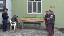 Erzincan 5 Yaşındaki Çocuğun Oynadığı Tabanca Ateş Aldı; Baba Öldü