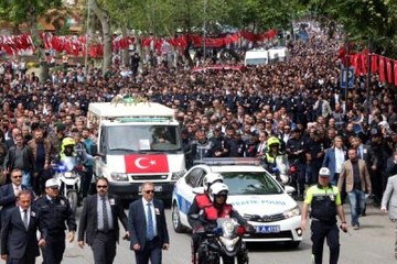 Kahramanmaraşlı Şehit Özel Harekat Polisini 5 Bin Kişi Uğurladı