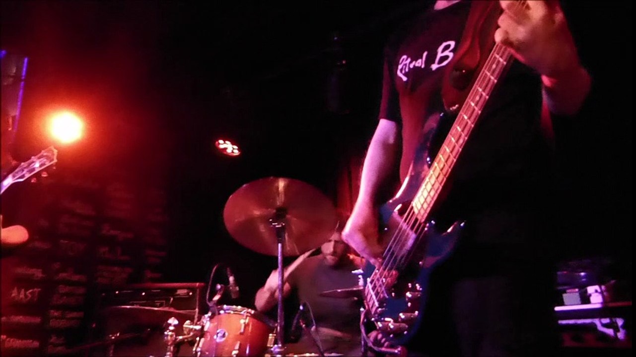 Ritual Boogie *Hallo Spaceboy* David Bowie Cover - Bleu Lezard Lausanne 08.04.2016