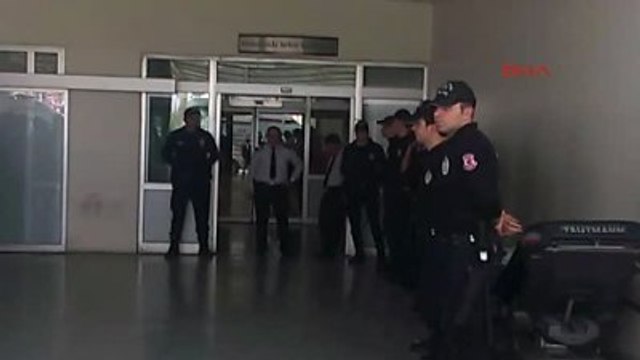 Adana Özgecan Aslan ? In Katil Zanlısı ile Babası Cezaevinde Silahlı Saldırıya Uğradı