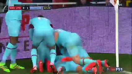 Splendide coup franc de Dimitri Payet contre Manchester United