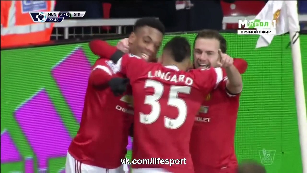 Quel enroulé d'Anthony Martial !
