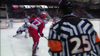 Radulov feeds Da Costa with a saucer