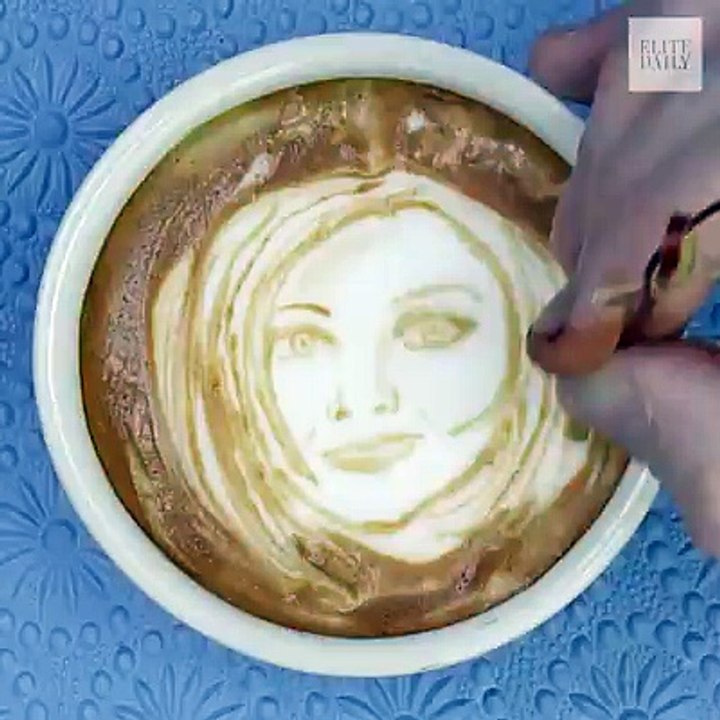 Le générique de la série Friends en latte art