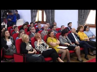 BE 125 mln euro për kontrollin e fondeve publike:Të rritet roli i KLSH dhe parlamentit- Ora News