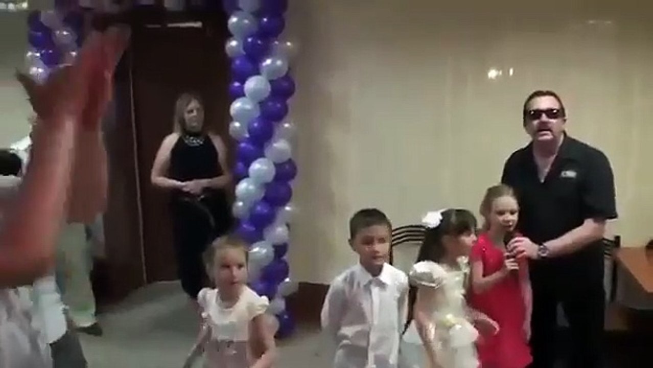 Бутырка на детском празднике