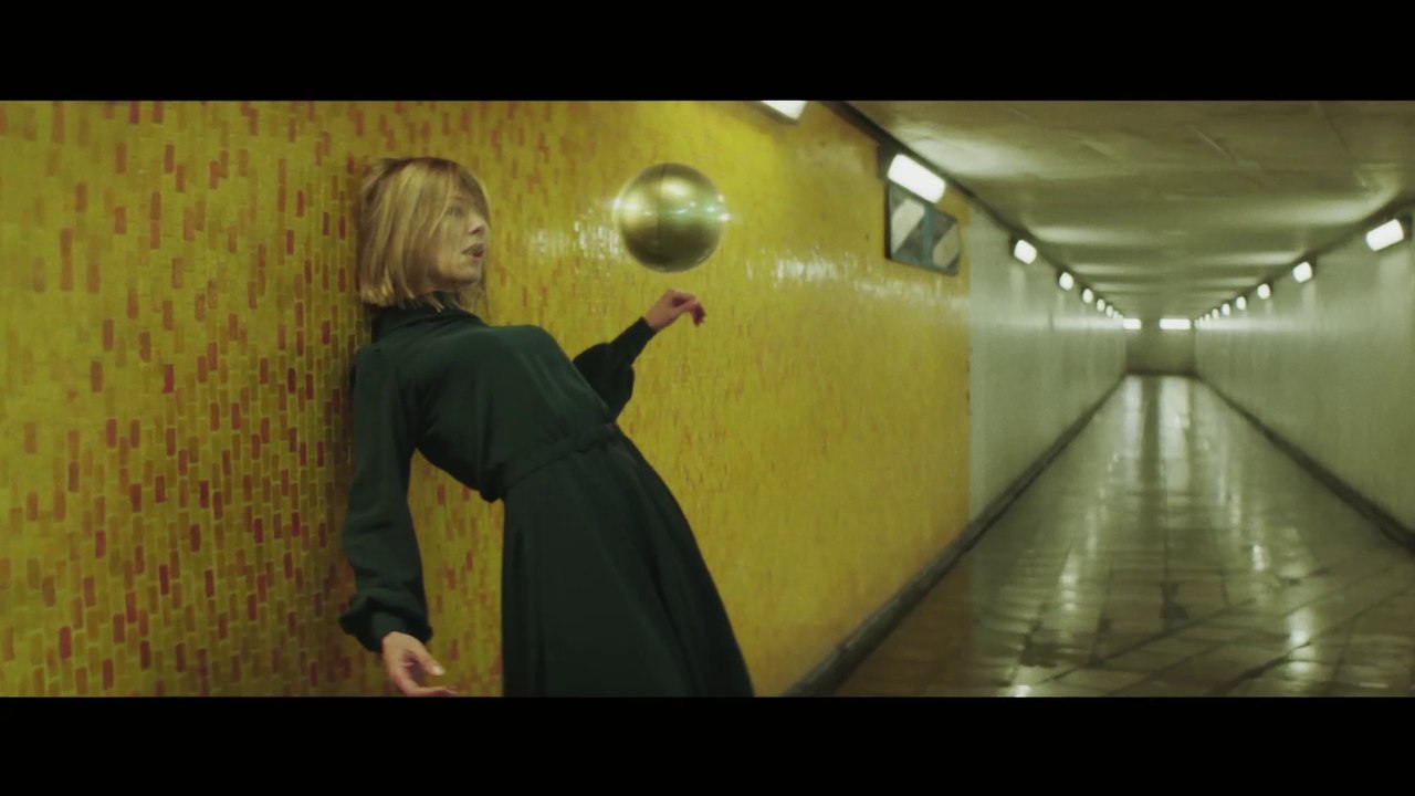 MASSIVE ATTACK & YOUNG FATHERS - VOODOO IN MY BLOOD