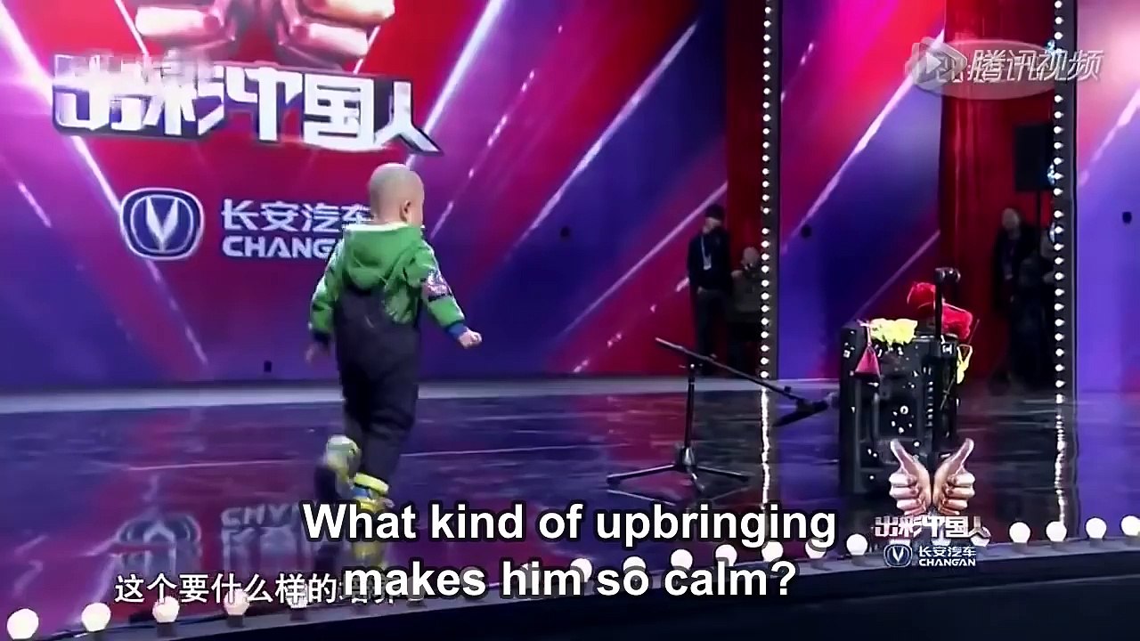 Adorable 3 year old is very happy to dance!