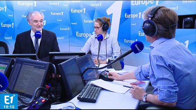 Jacques Attali : Les politiques ne font plus rien depuis 30 ans