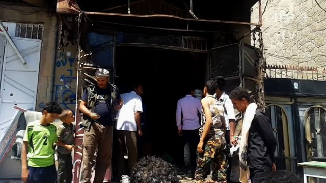 Residents of Yemen's Taez denounce truce violations by rebels