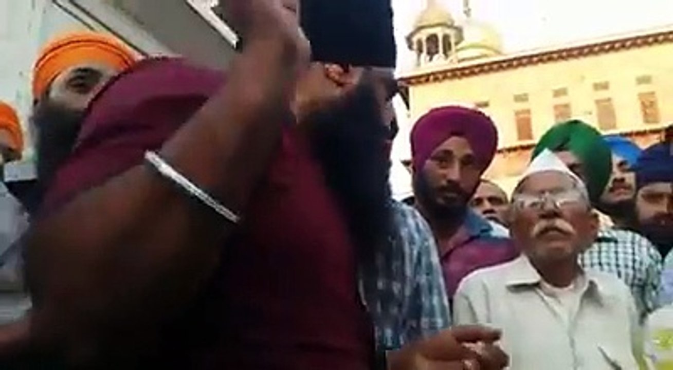 sis ganj sahib piyao -  peopl's opinion