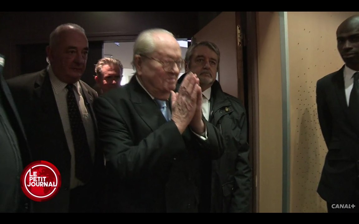 Le banquet annuel de l'hebdomadaire d'extrême droite Rivarol - Le Petit Journal du 11/04 - CANAL+